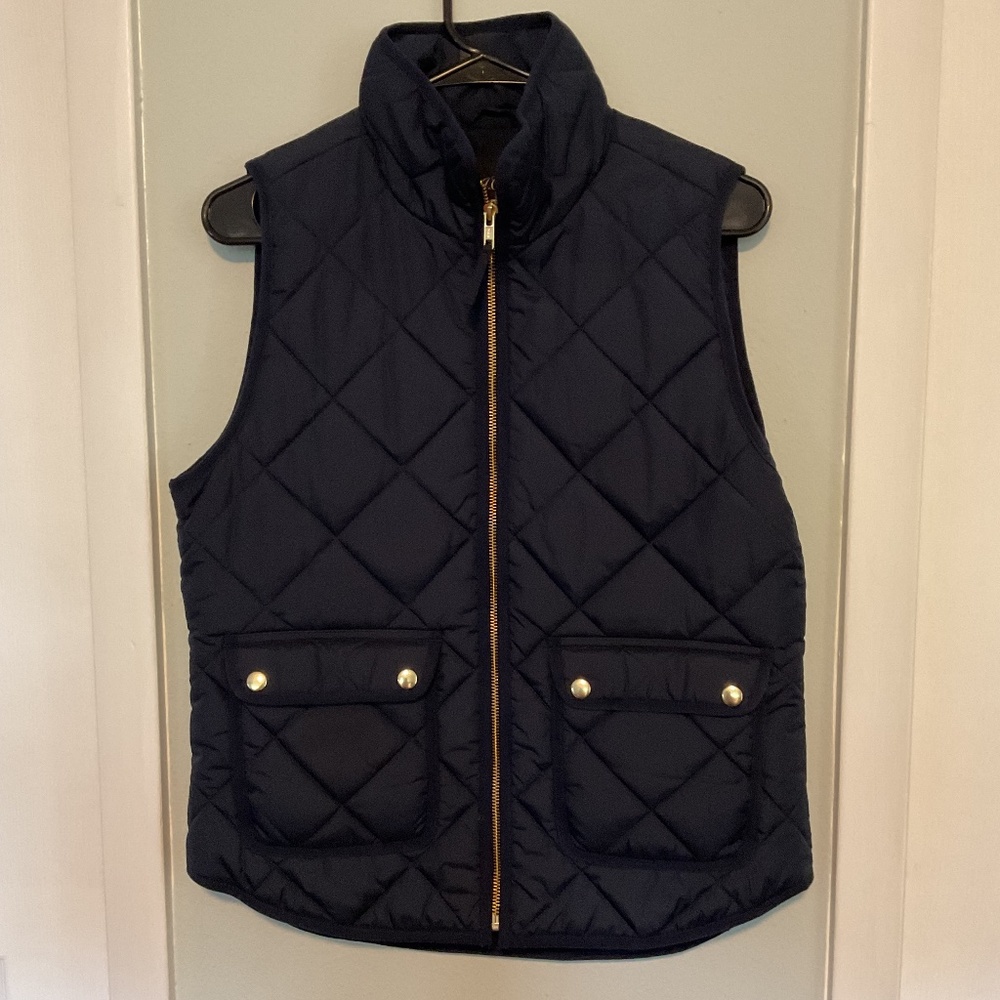 JCrew Navy Puffer Vest with snap pockets